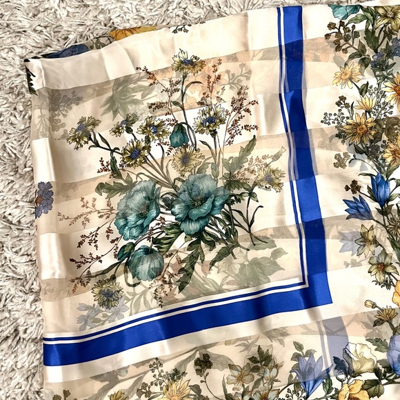 Adrienne Vittadini vintage cream blue striped floral sheer scarf - Picture 8 of 16